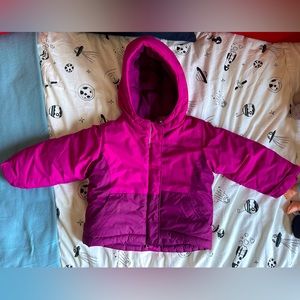 2T girls winter jacket. EUC